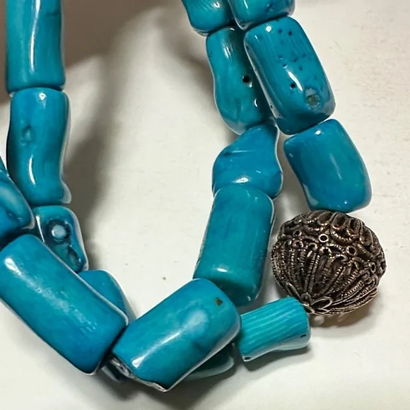 Blue Dyed Coral Studio Barse (Turquoise color) Necklace with Bead - Picture 7 of 12